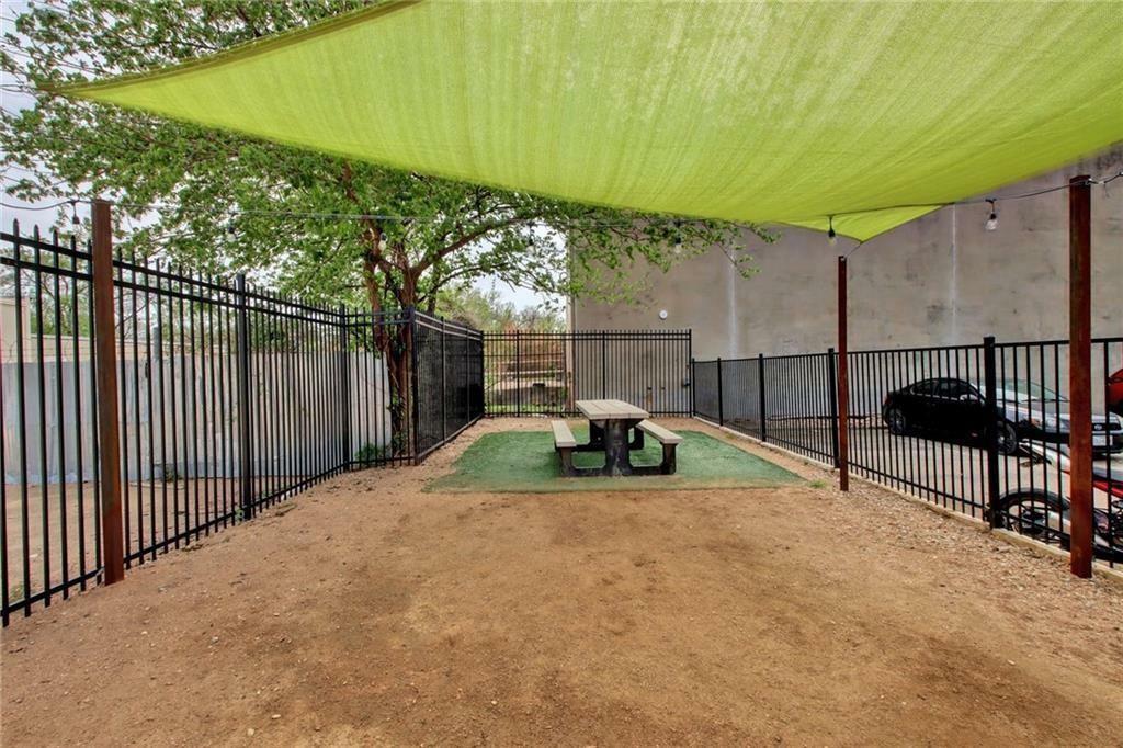 909 Reinli Street Austin TX 78751