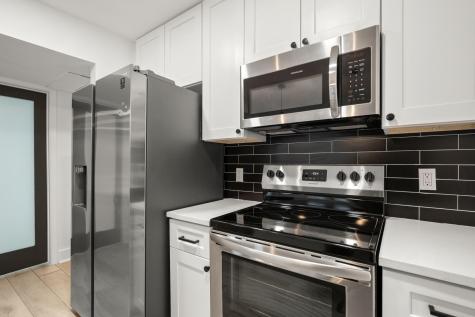 909 Reinli Street Austin TX 78751