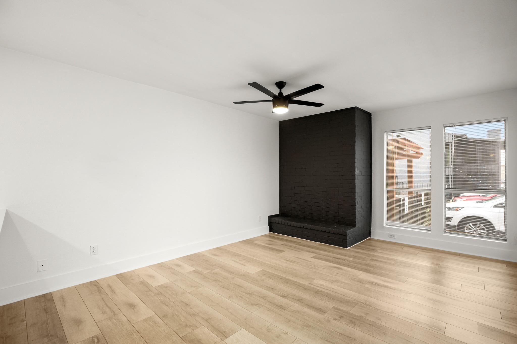 909 Reinli Street Austin TX 78751