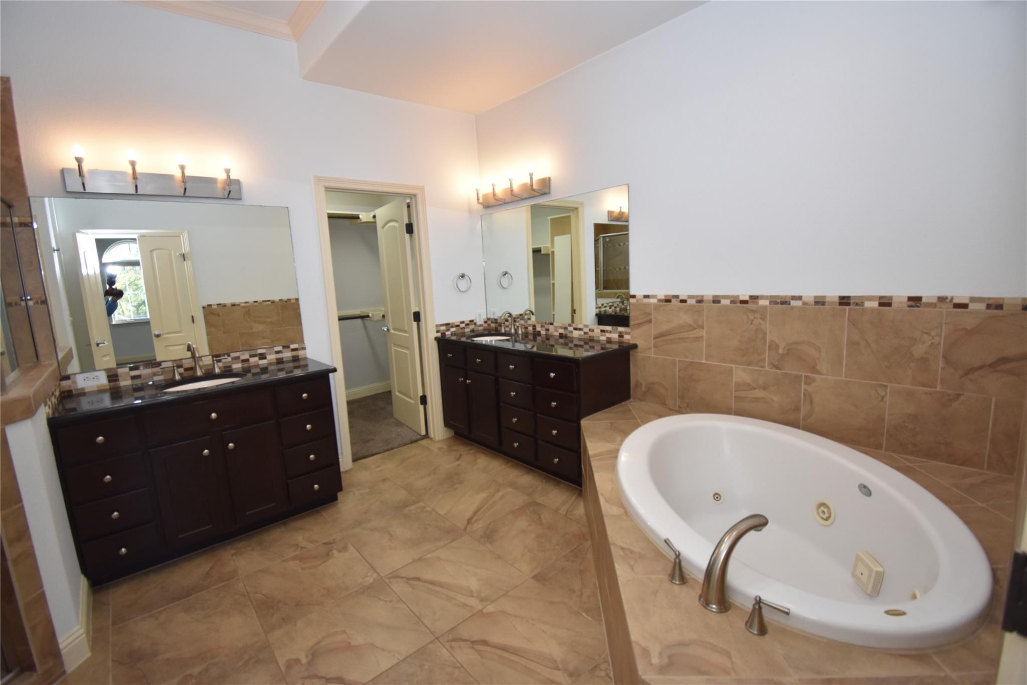 12105 Terraza Circle Austin TX 78726