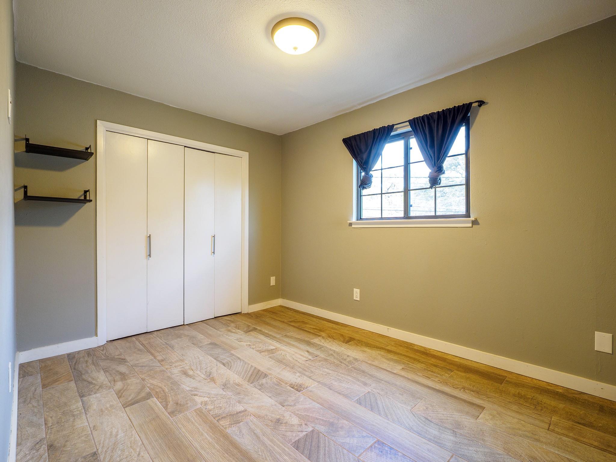 2302 East Side Drive Austin TX 78704