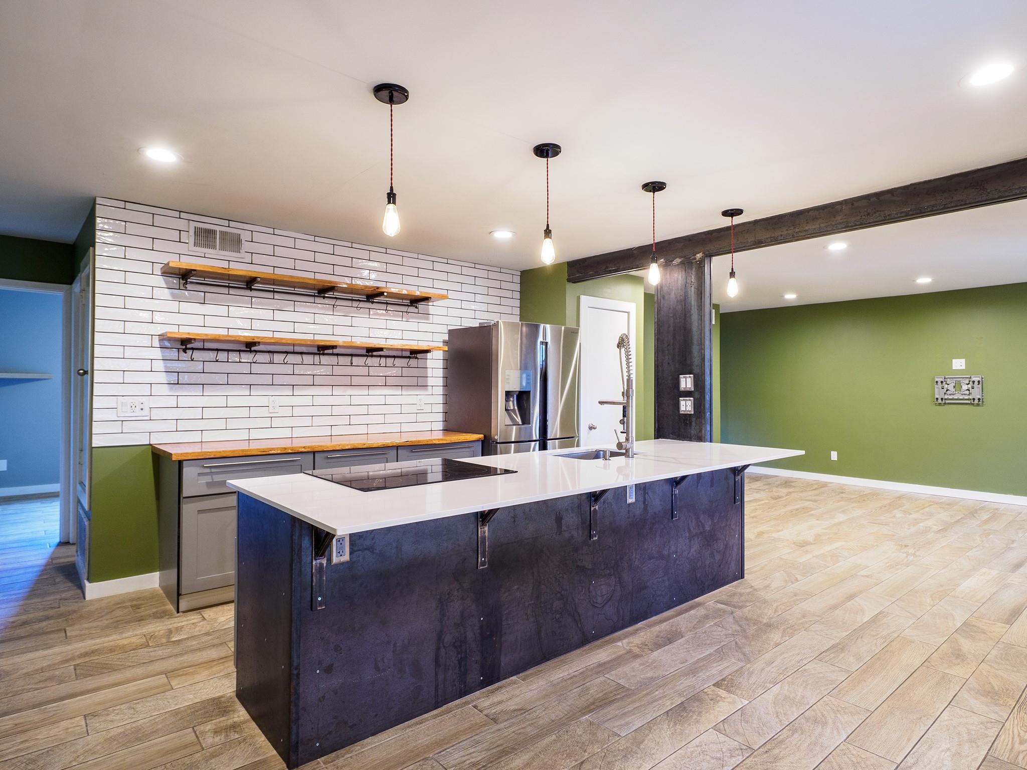 2302 East Side Drive Austin TX 78704