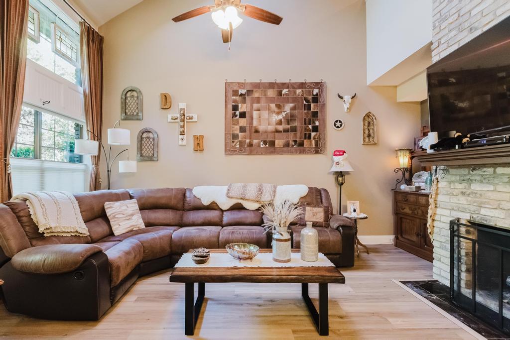 10819 Crown Colony Drive Austin TX 78747