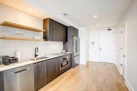 48 East Avenue Austin TX 78701