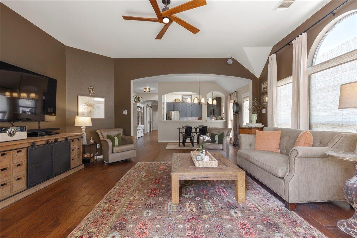 132 Double Eagle Drive Austin TX 78738