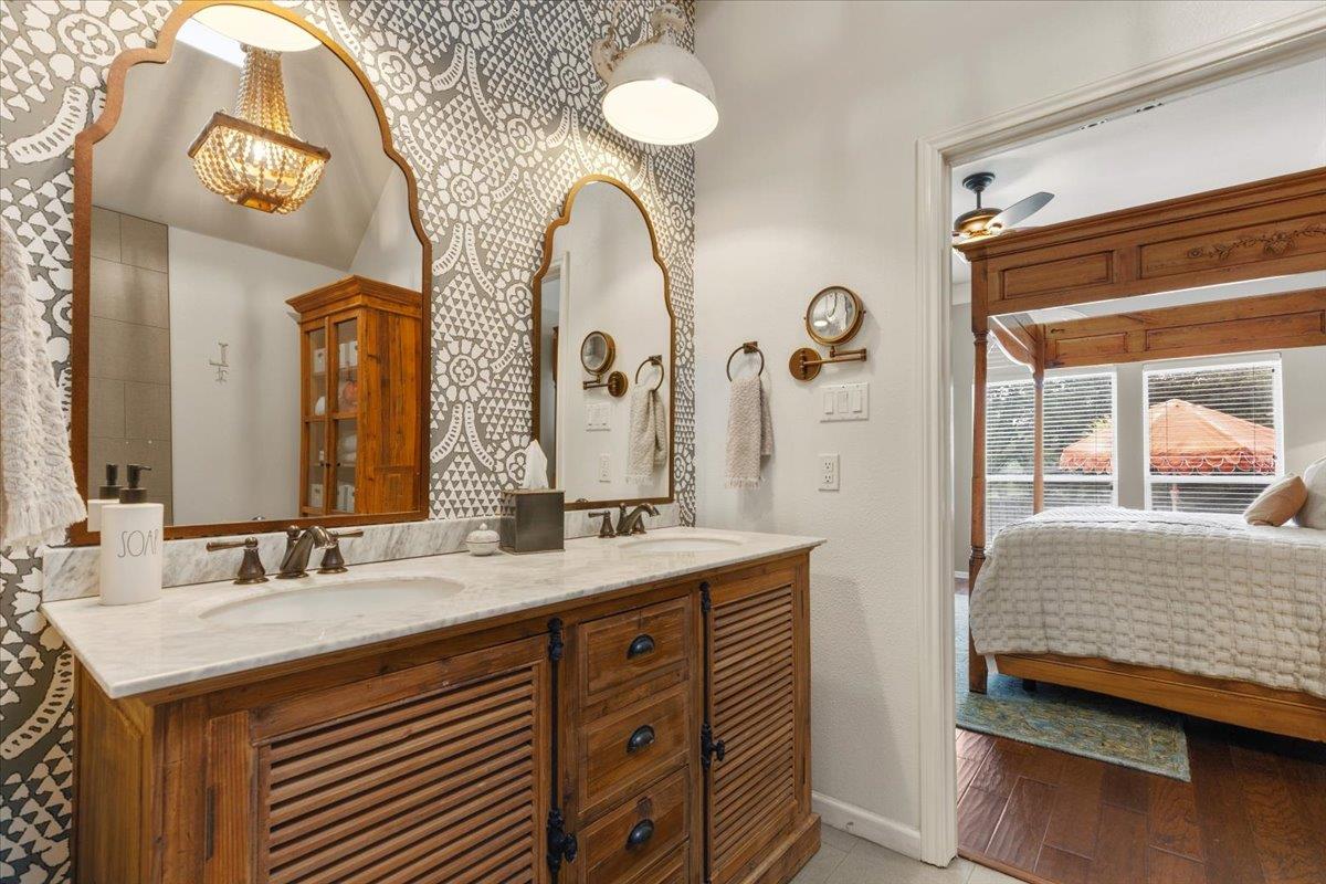 132 Double Eagle Drive Austin TX 78738