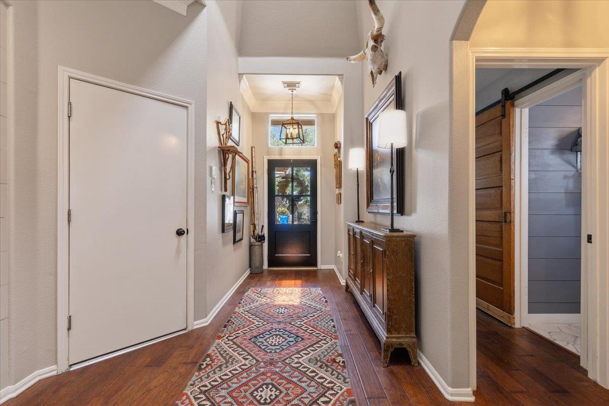 132 Double Eagle Drive Austin TX 78738