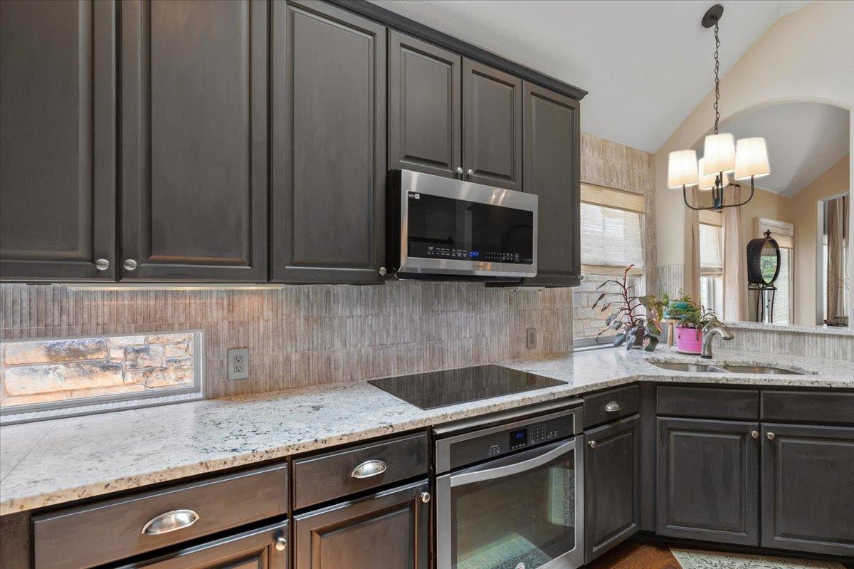 132 Double Eagle Drive Austin TX 78738