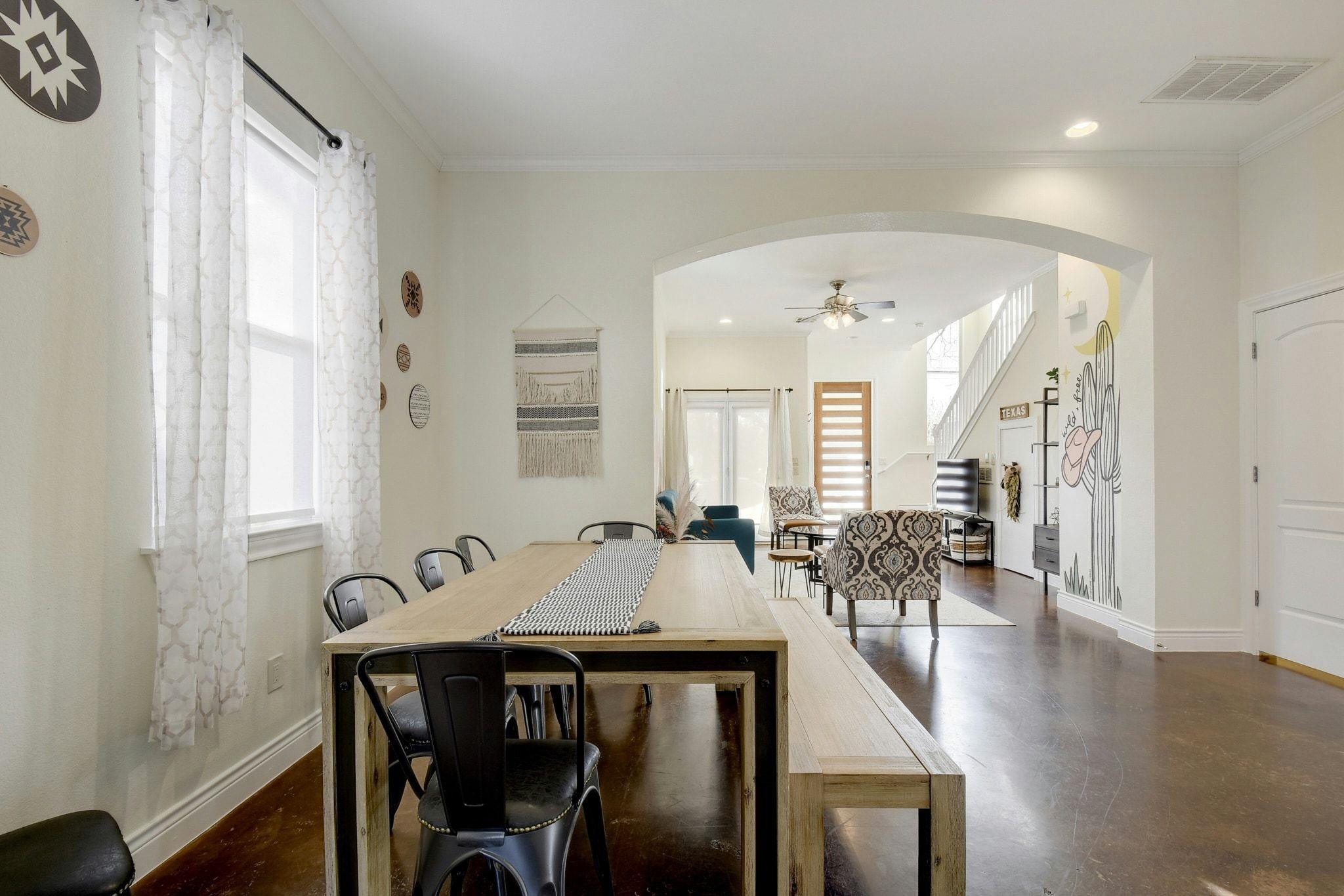 2206 E 14th Street Austin TX 78702