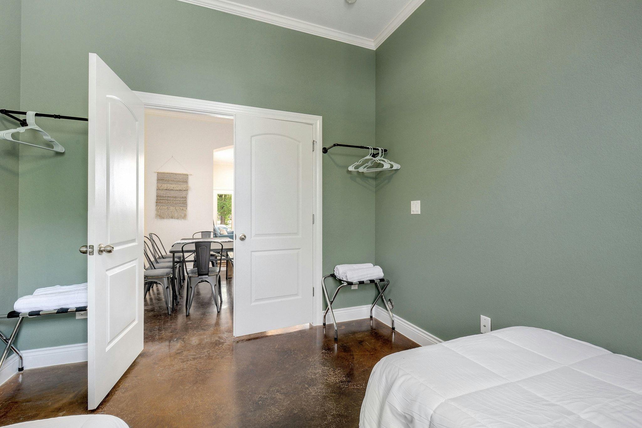 2206 E 14th Street Austin TX 78702