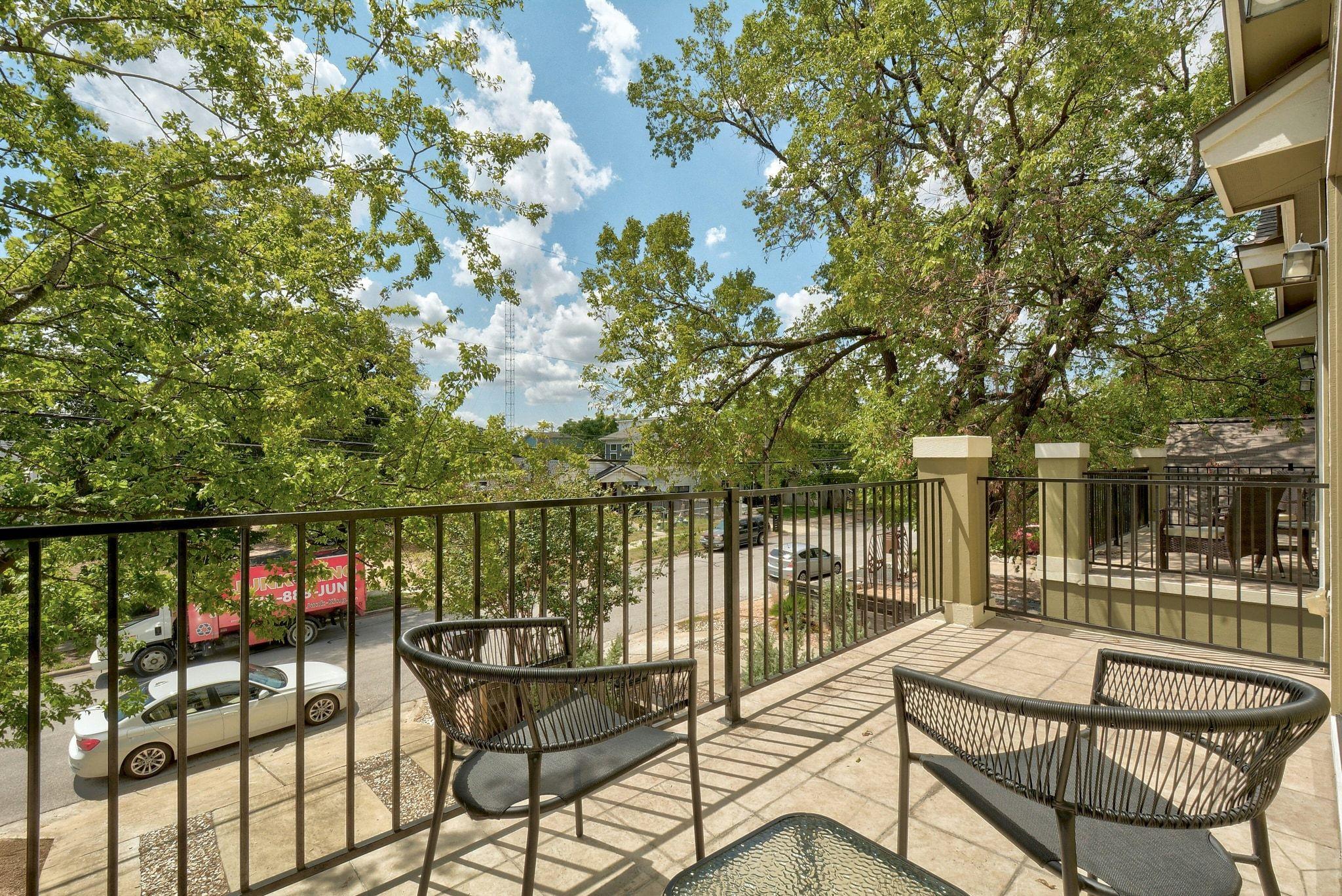 2206 E 14th Street Austin TX 78702