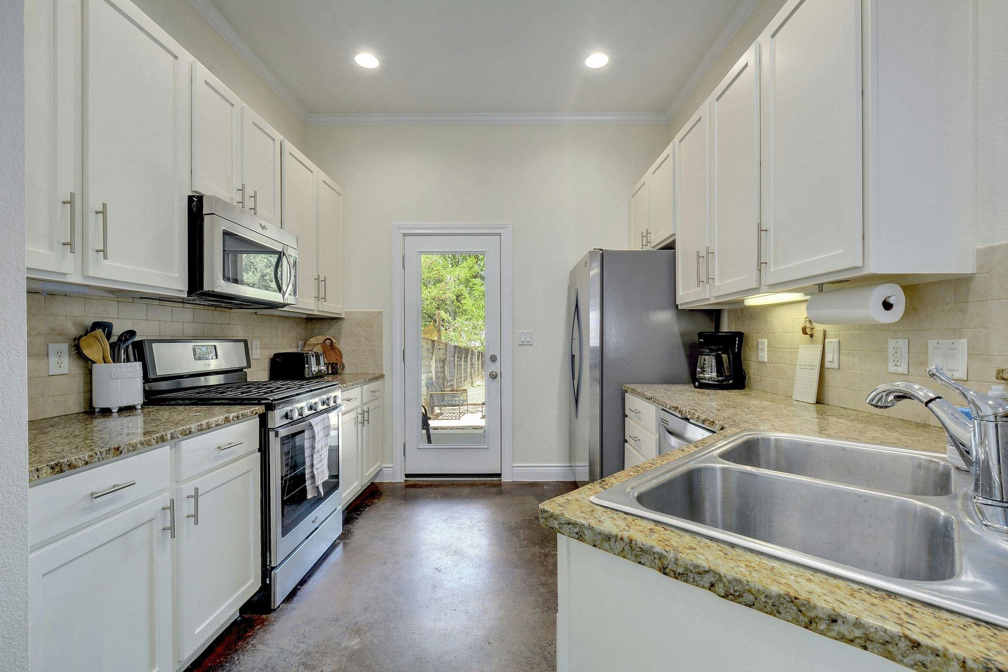 2206 E 14th Street Austin TX 78702