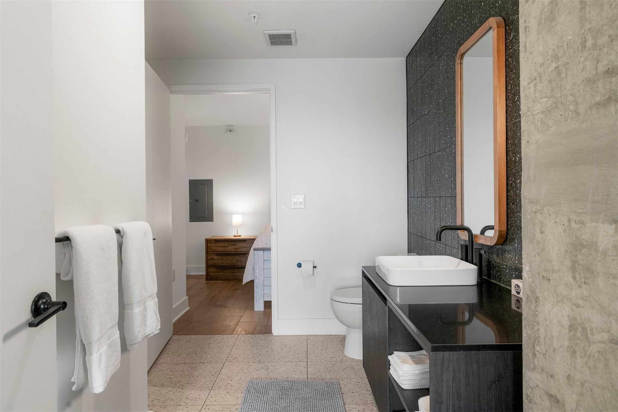 48 East Avenue Austin TX 78701