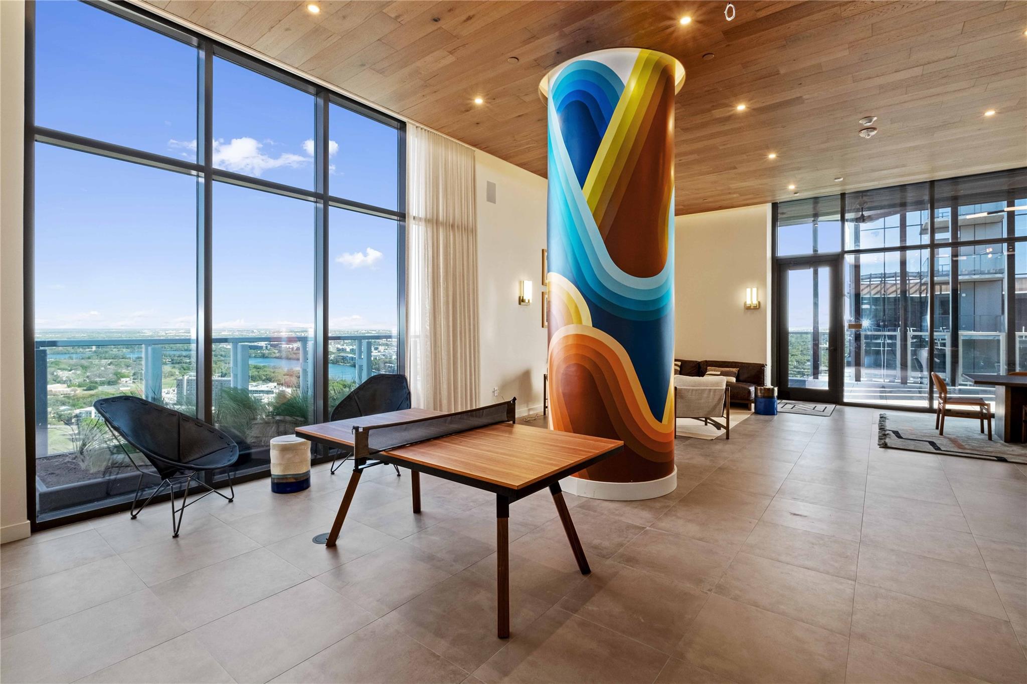 48 East Avenue Austin TX 78701