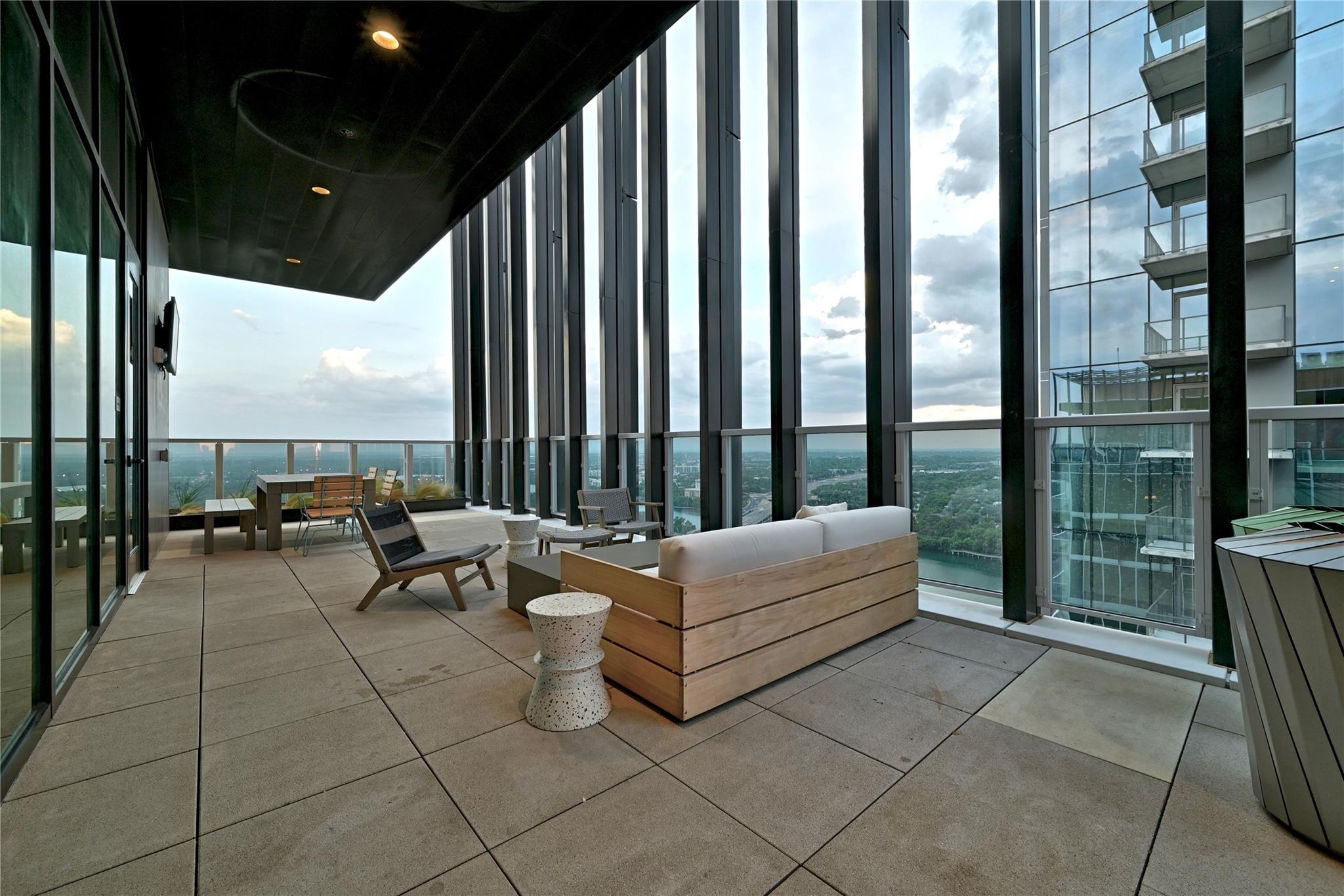 48 East Avenue Austin TX 78701
