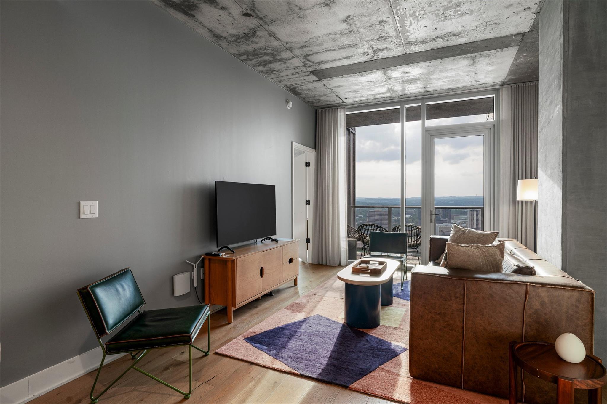 48 East Avenue Austin TX 78701