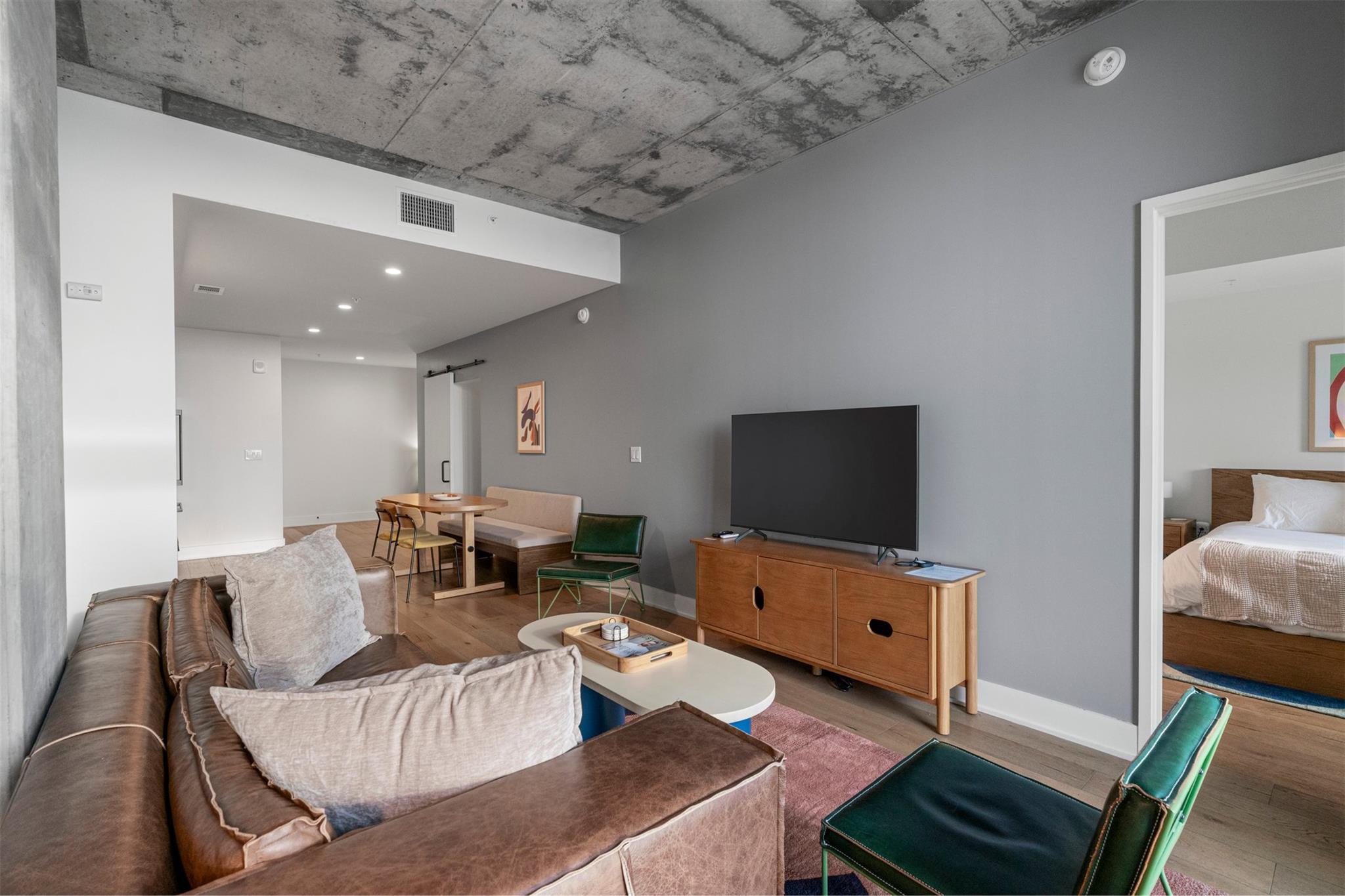 48 East Avenue Austin TX 78701