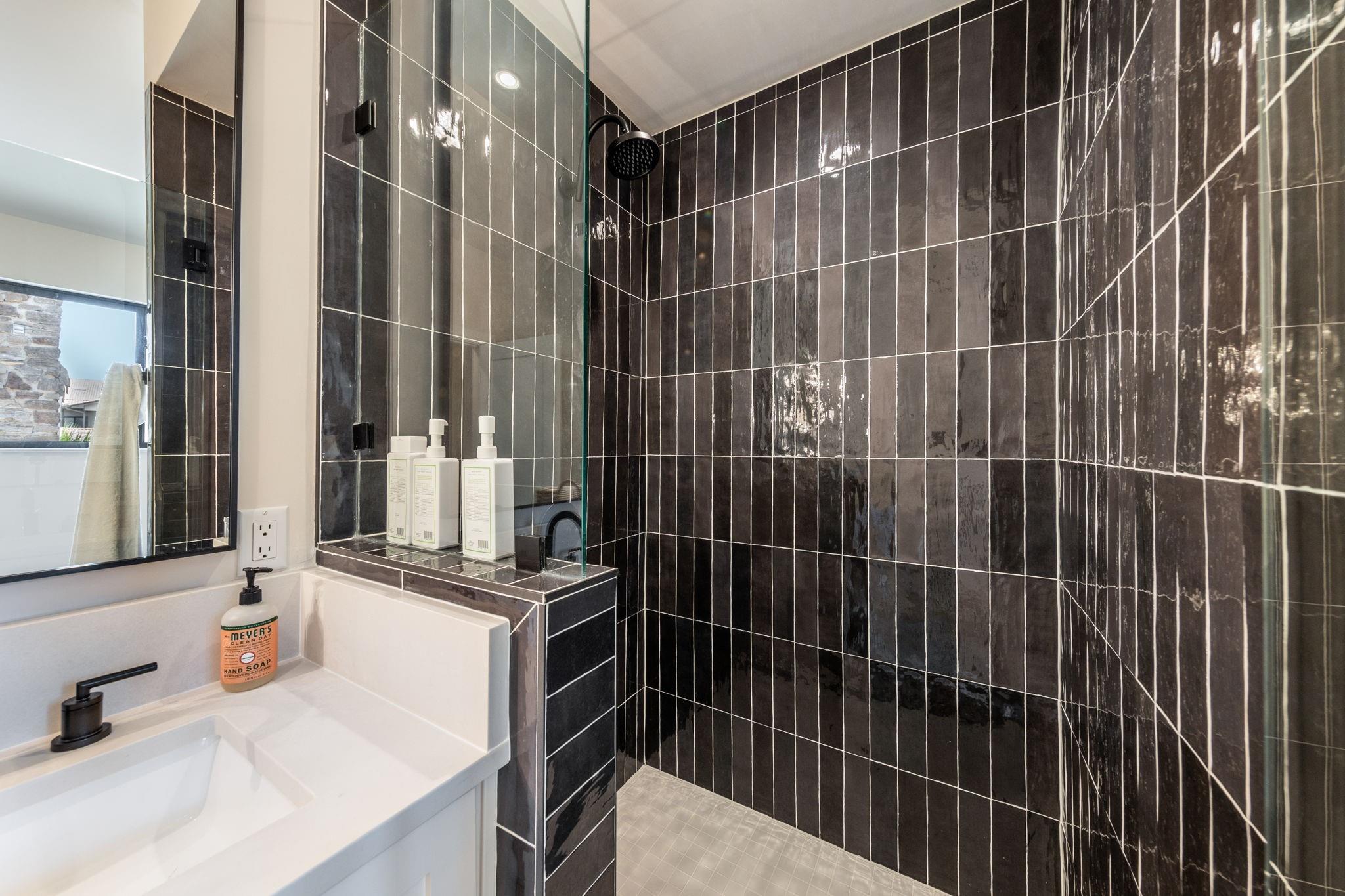 402 Island Drive Horseshoe Bay TX 78657