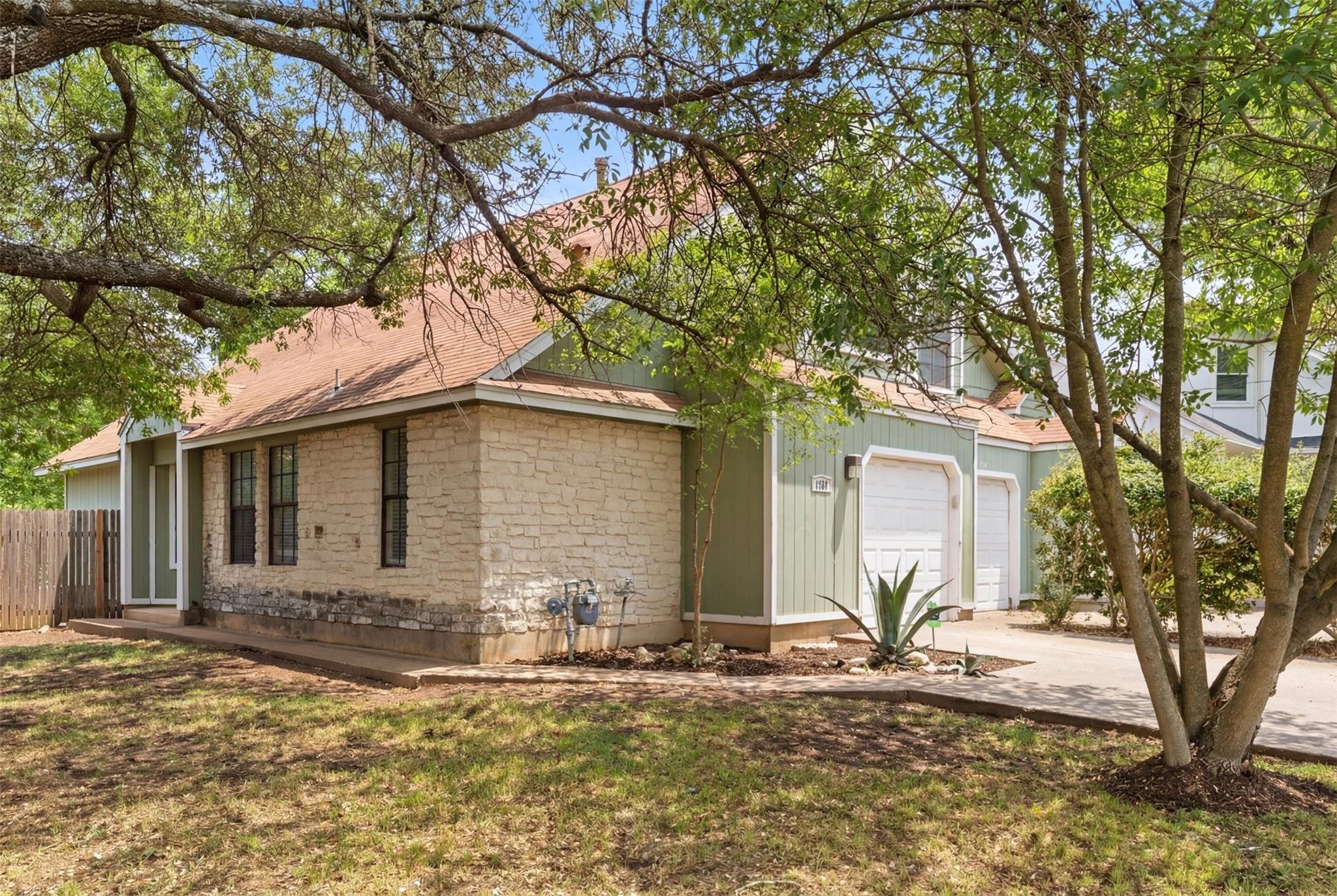 1121 Orchard Park Circle Pflugerville TX 78660