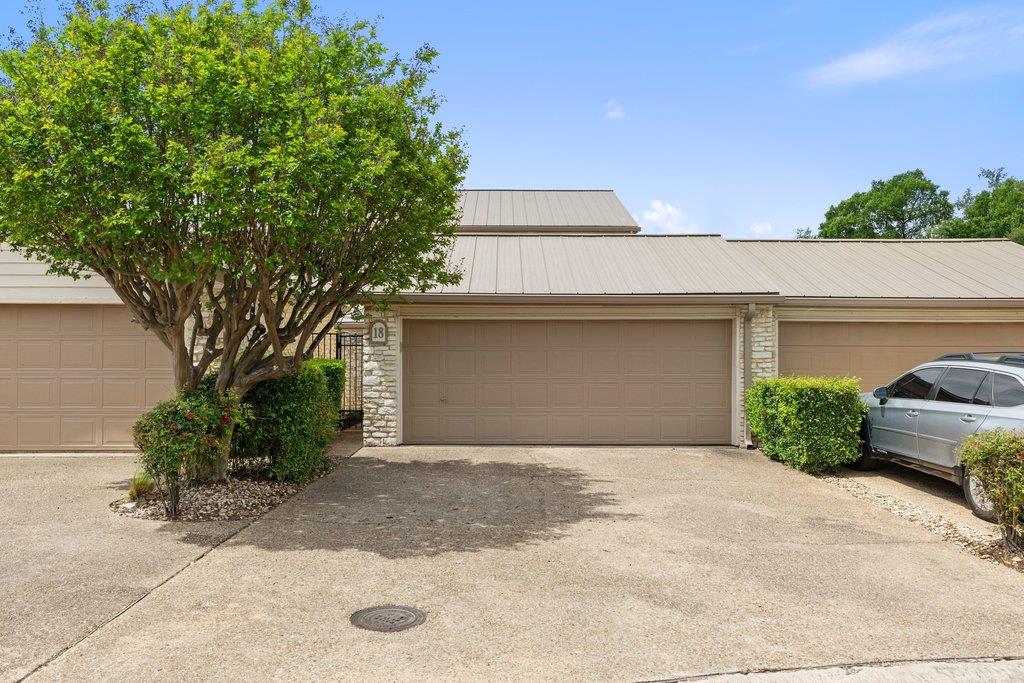 2201 Lakeway Boulevard Lakeway TX 78734