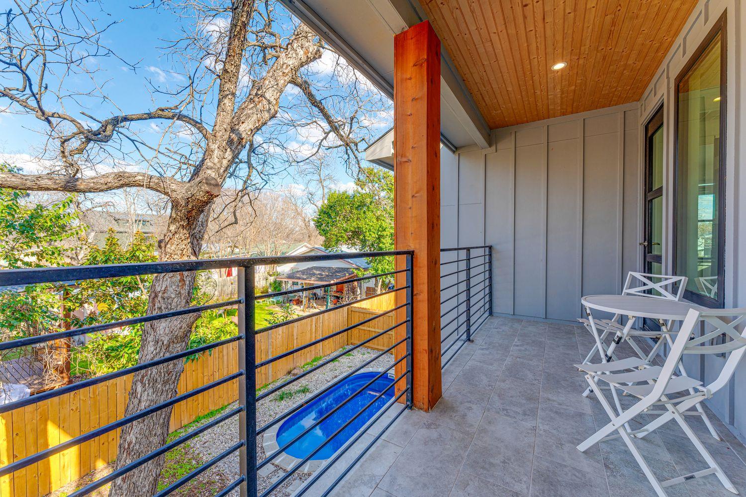 910 Tillery Street Austin TX 78702