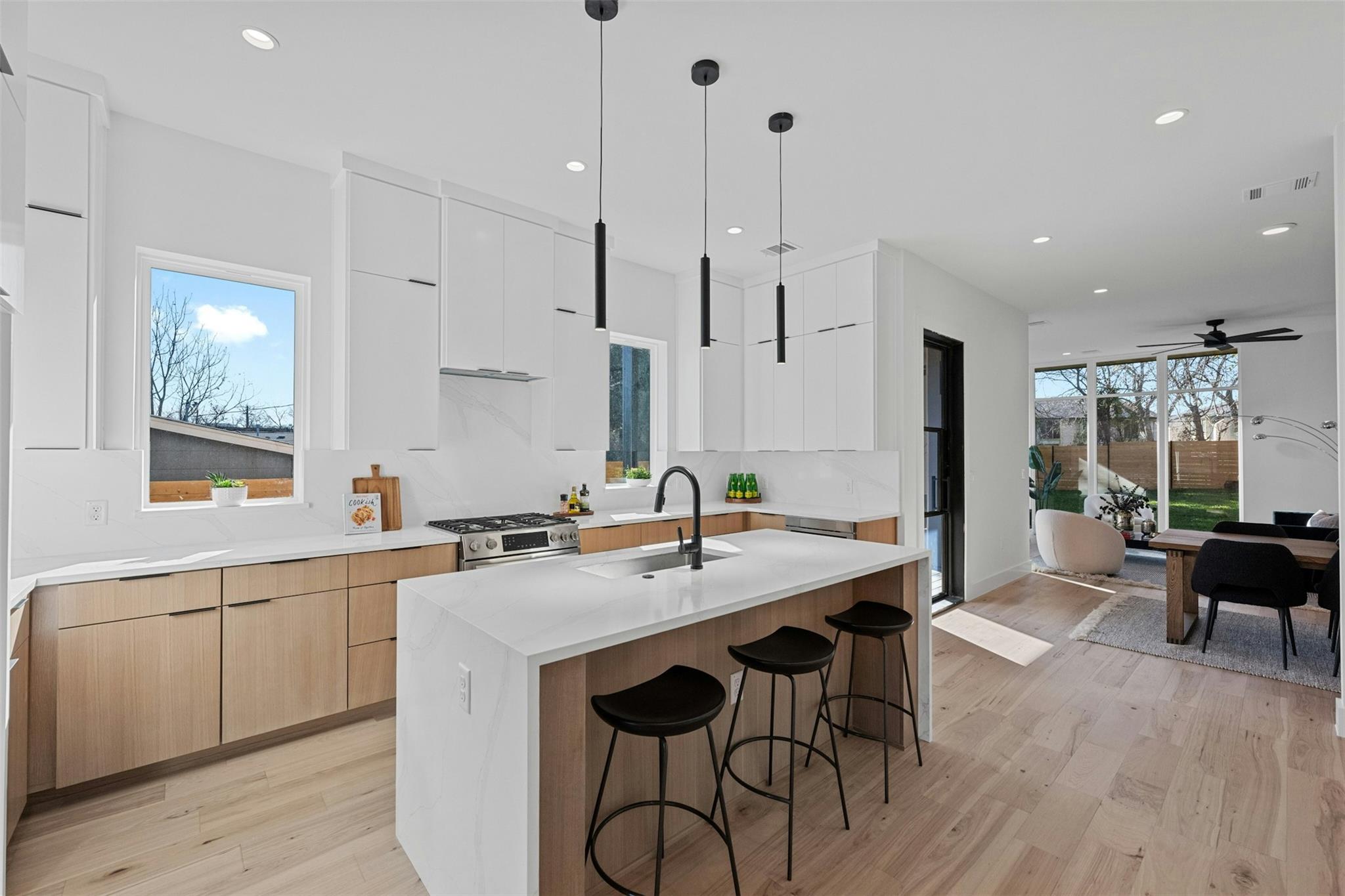 1407 Valleyridge Drive Austin TX 78704