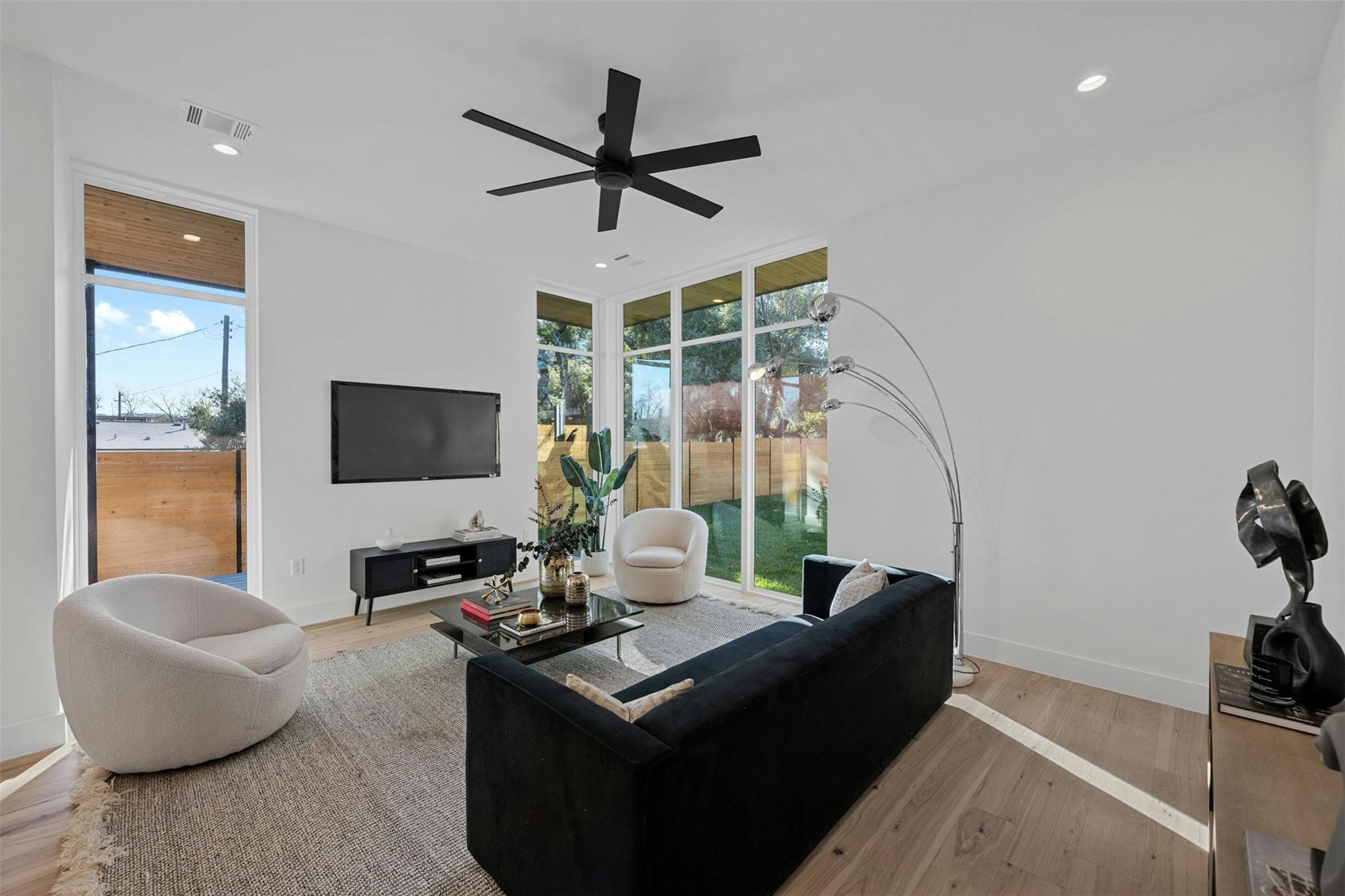 1407 Valleyridge Drive Austin TX 78704