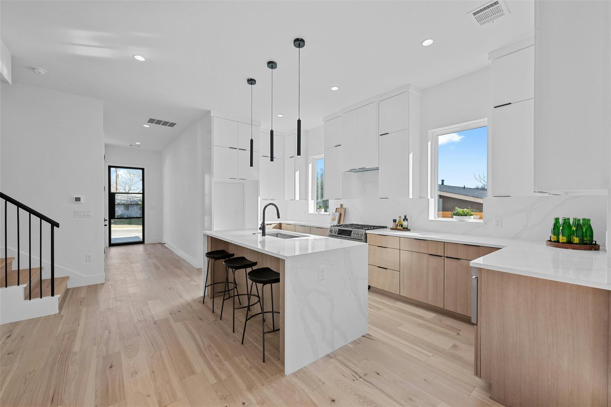 1407 Valleyridge Drive Austin TX 78704