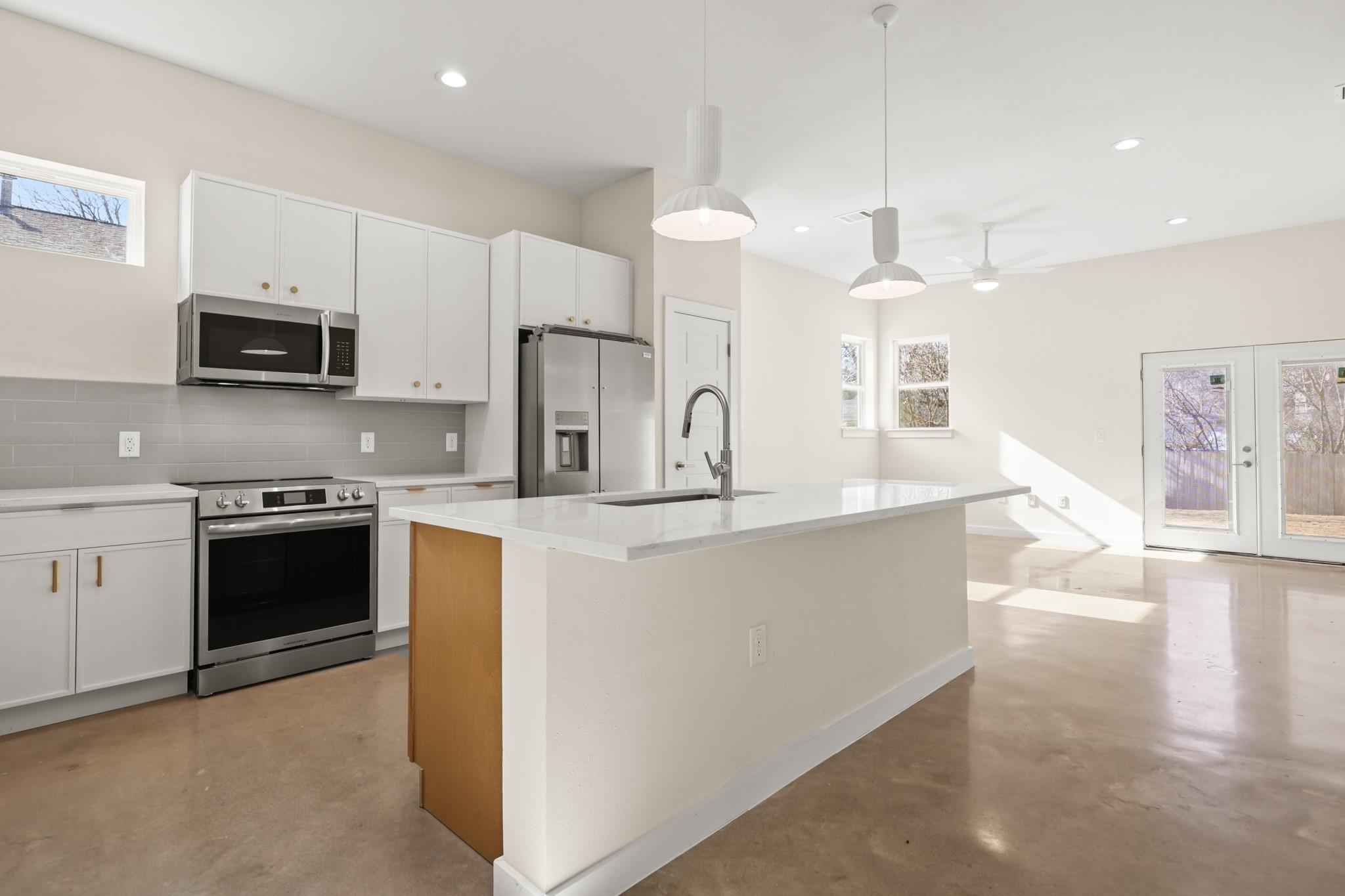 4801 Sara Drive Austin TX 78721