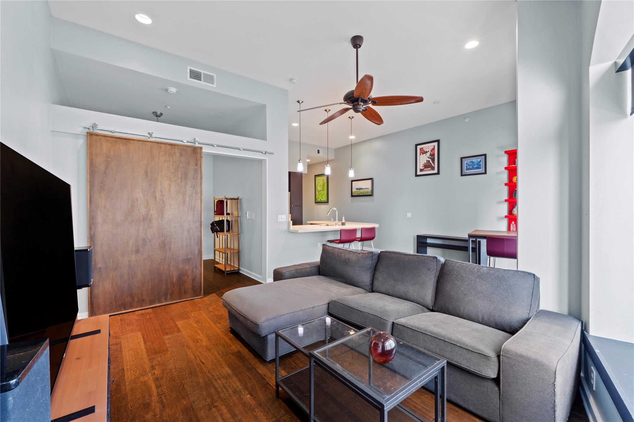 507 Sabine Street Austin TX 78701