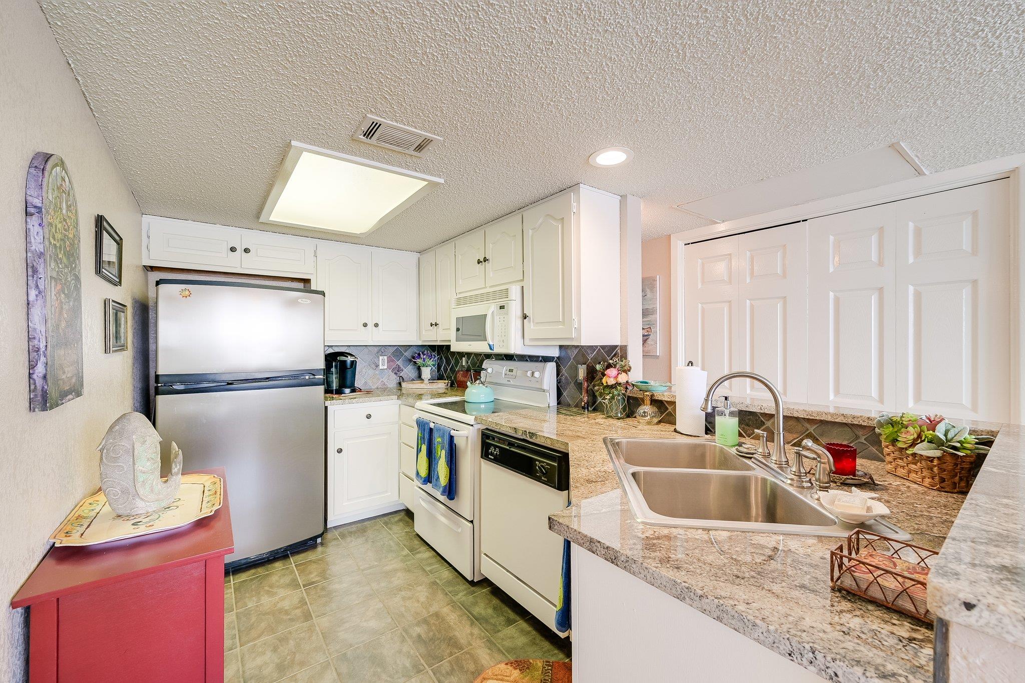 1601 Judy Lynn Drive Spicewood TX 78669