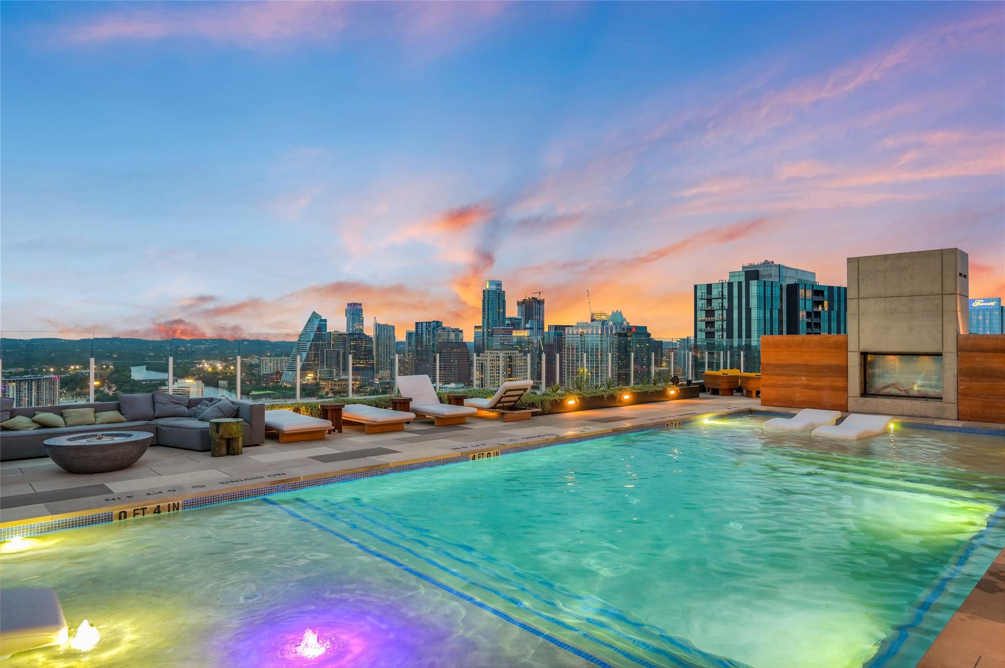 48 East Avenue Austin TX 78701