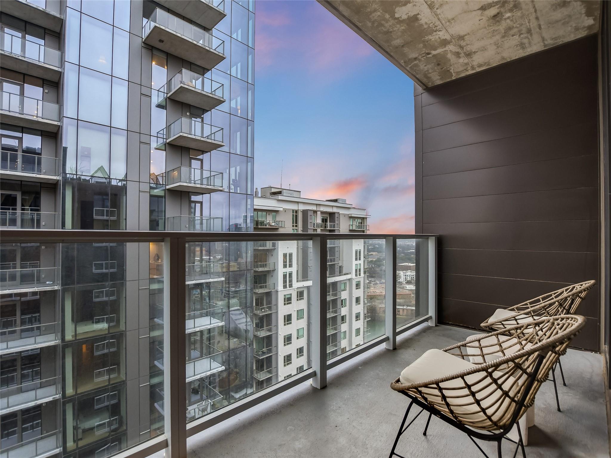 48 East Avenue Austin TX 78701