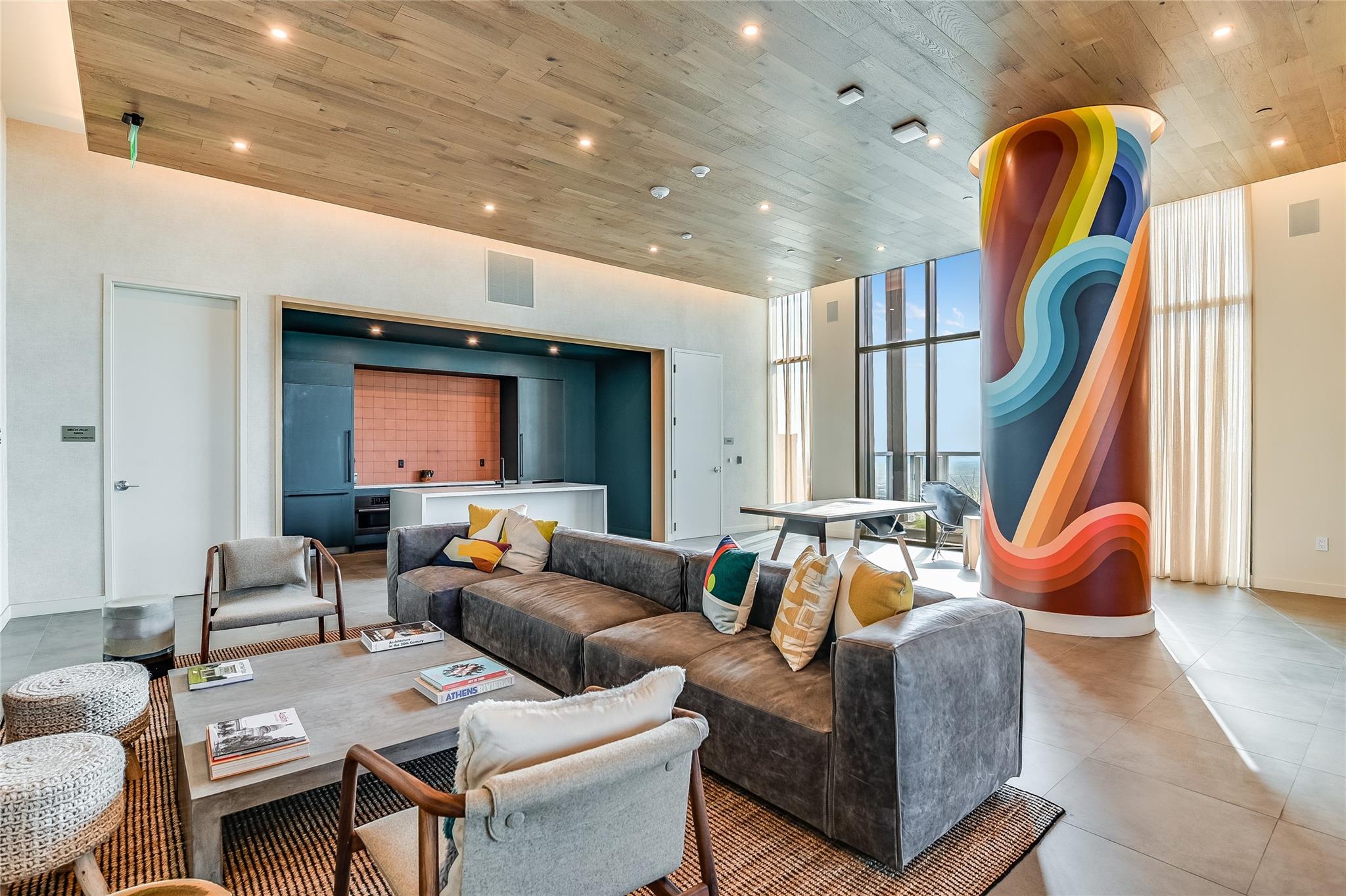 48 East Avenue Austin TX 78701