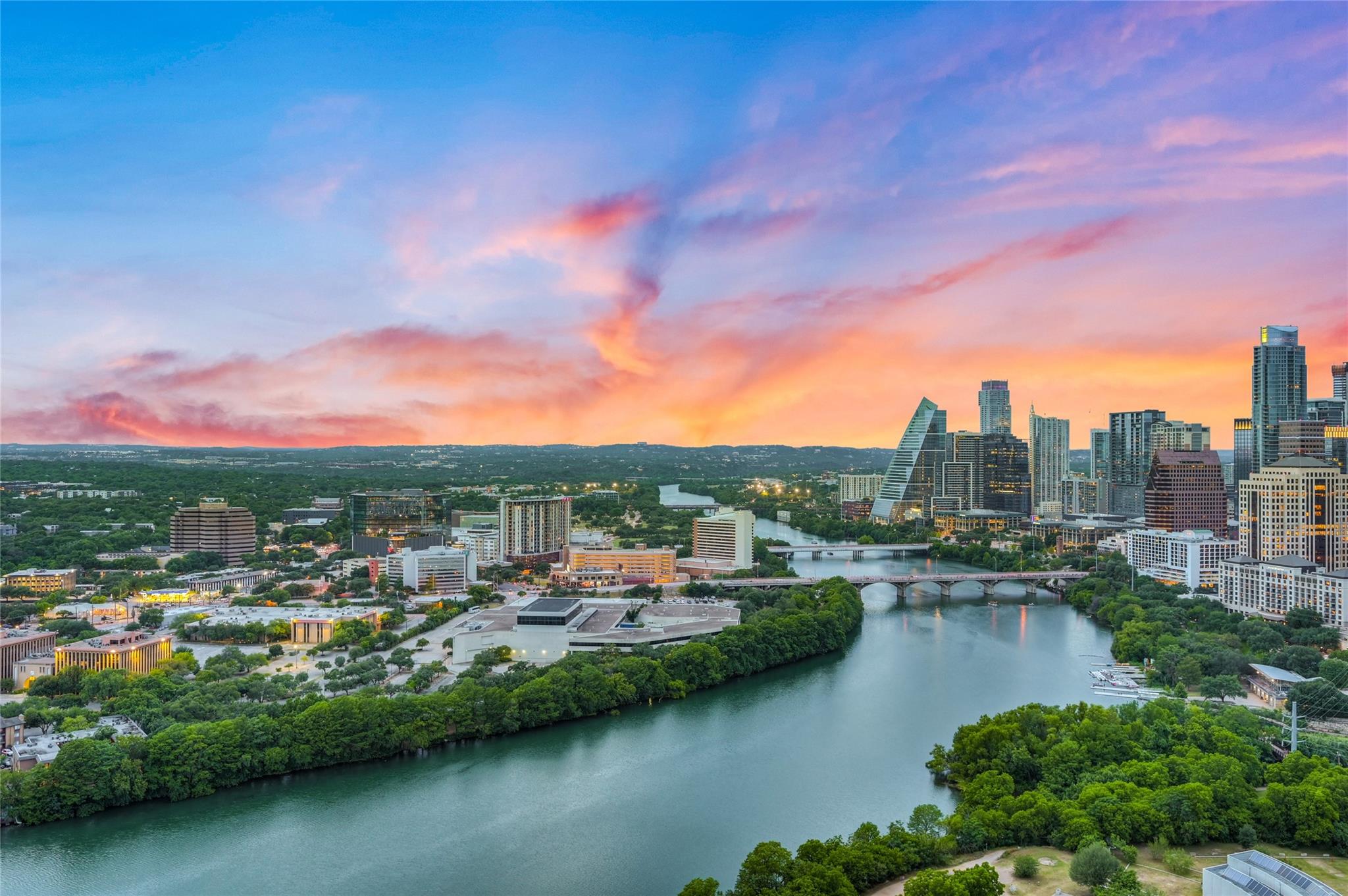 48 East Avenue Austin TX 78701
