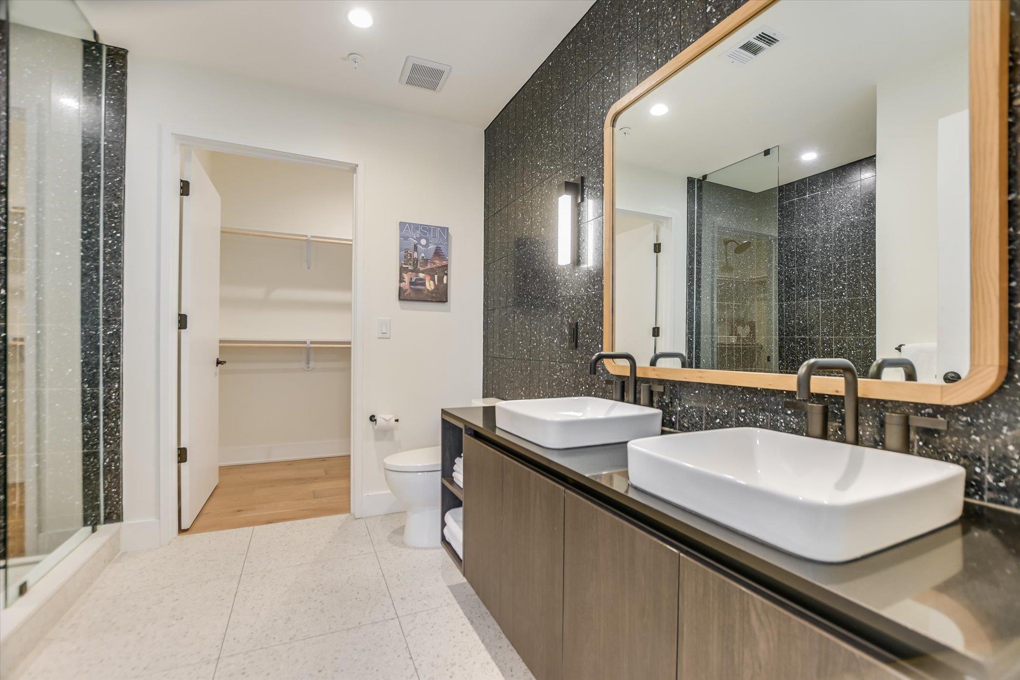 48 East Avenue Austin TX 78701