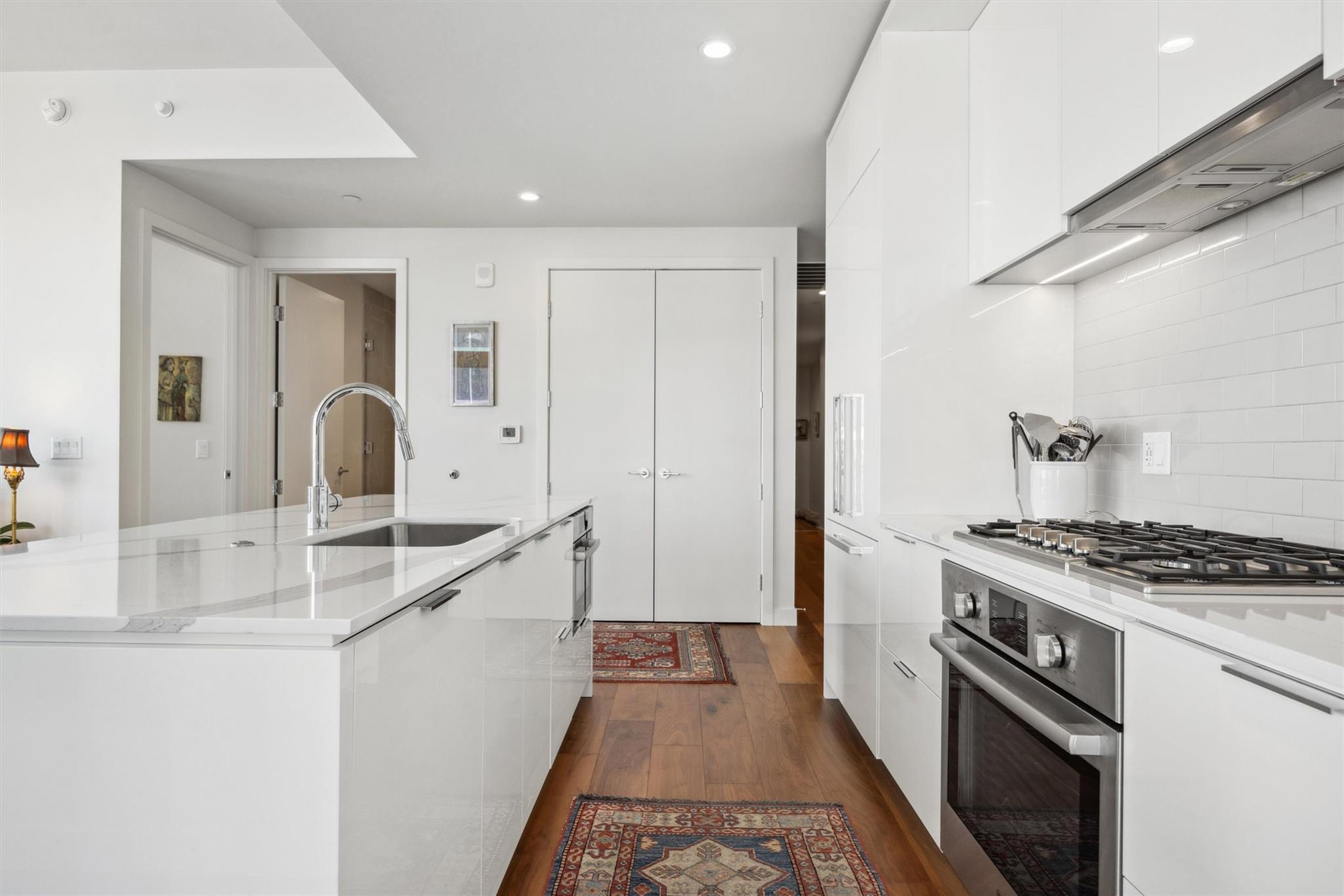 44 East Avenue Austin TX 78701