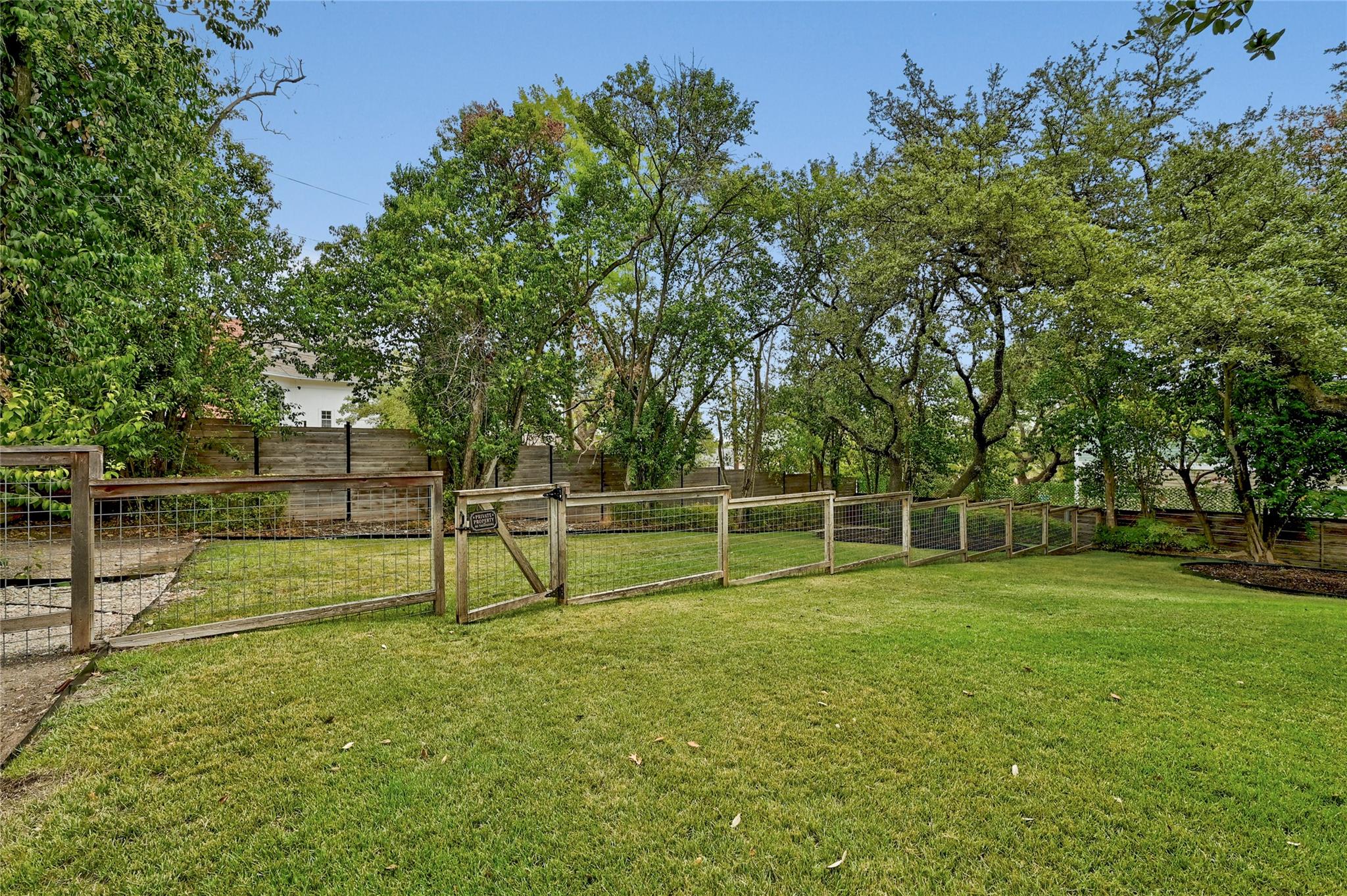 410 W Alpine Road Austin TX 78704