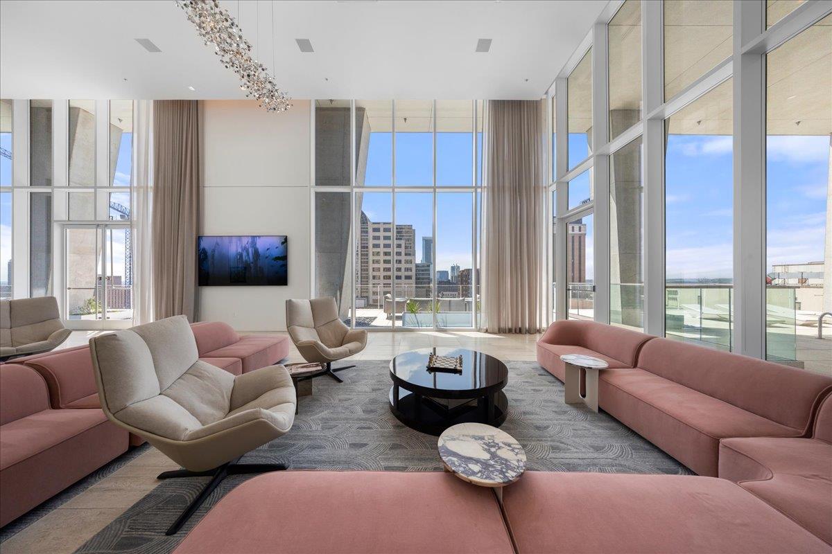 313 W 17th Street Austin TX 78701