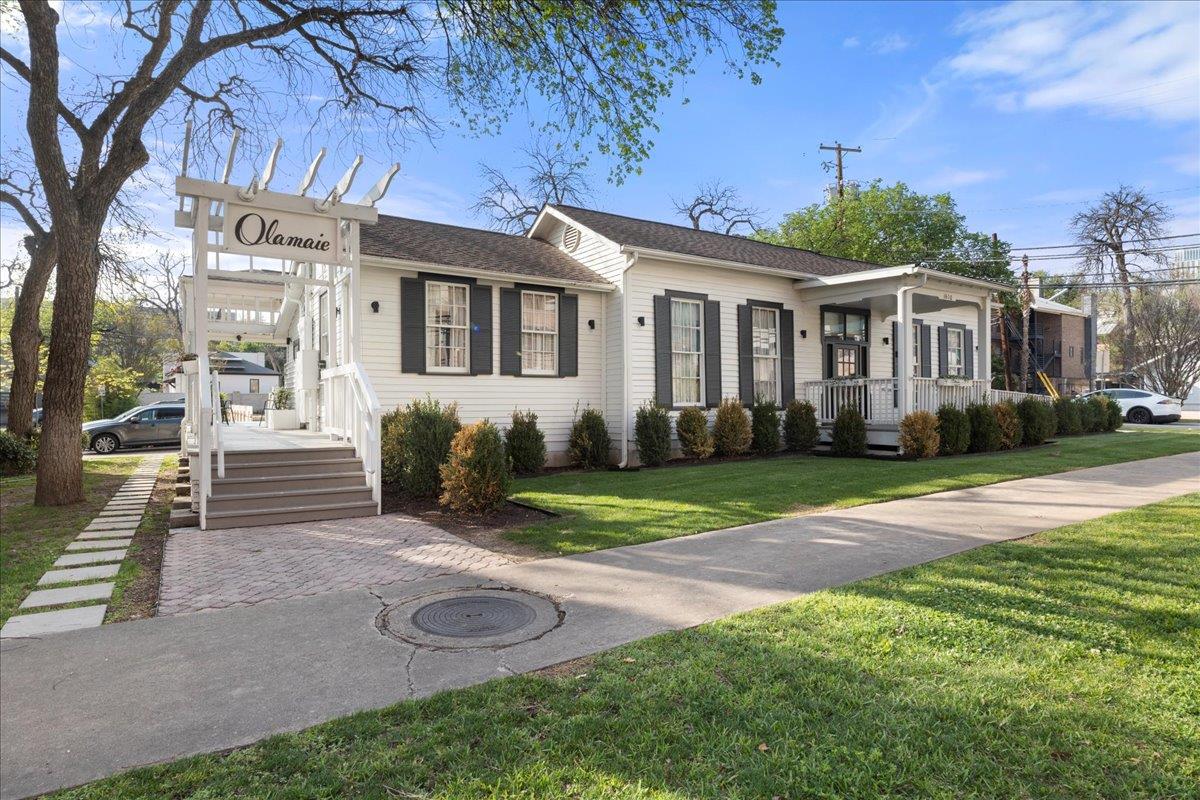 313 W 17th Street Austin TX 78701