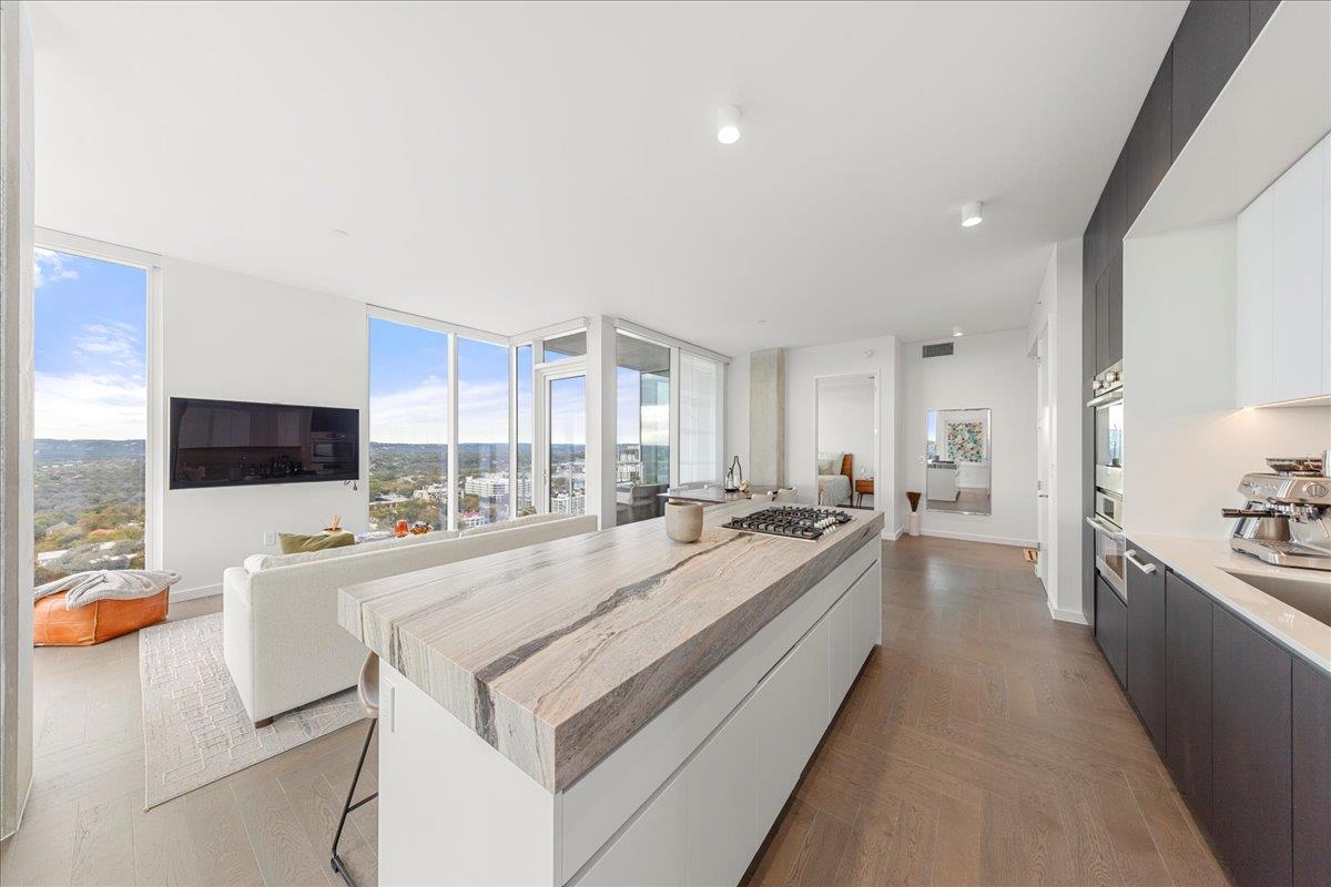 313 W 17th Street Austin TX 78701