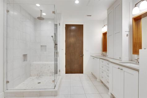 800 W 5th Street Austin TX 78703