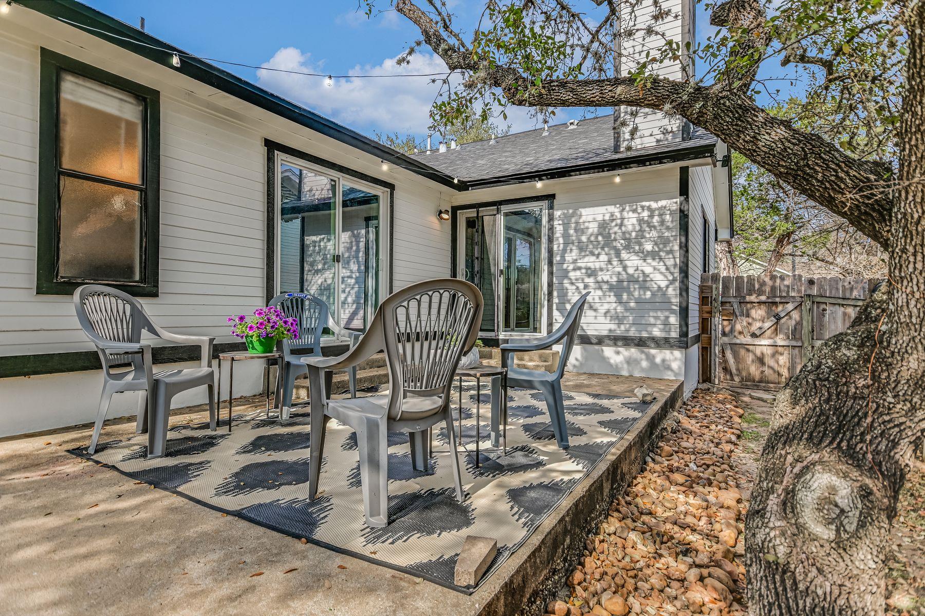 2605 Garrettson Drive Austin TX 78748