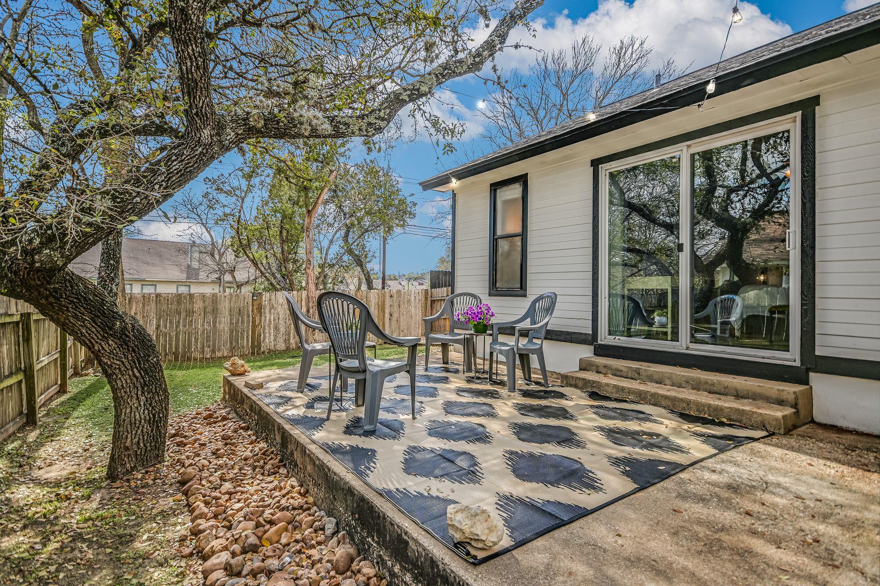 2605 Garrettson Drive Austin TX 78748