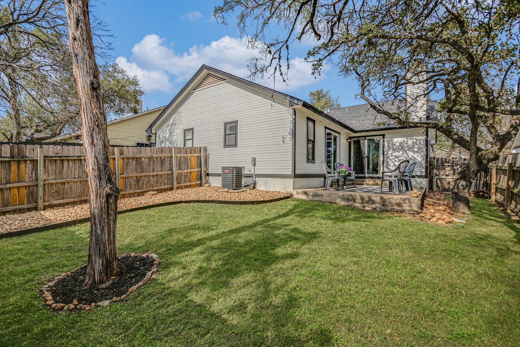 2605 Garrettson Drive Austin TX 78748
