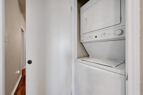 1910 Robbins Place Austin TX 78705