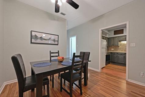 1910 Robbins Place Austin TX 78705