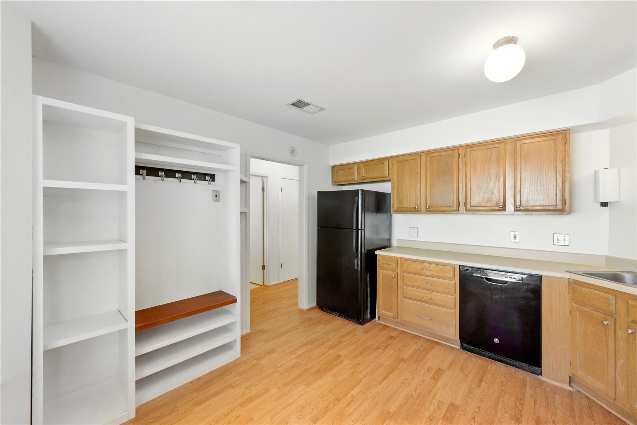 2105 Kirksey Drive Austin TX 78741