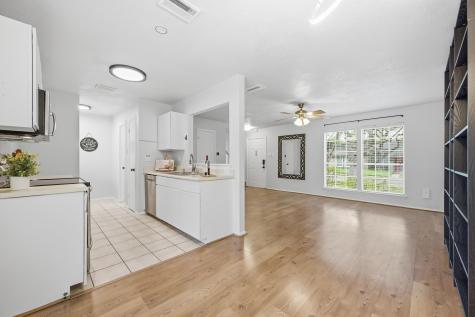 1015 E Yager Lane Austin TX 78753