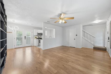 1015 E Yager Lane Austin TX 78753